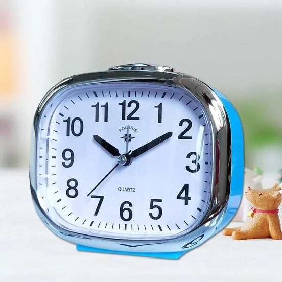 Velora Tischuhr – Tischuhr mit Quarzwerk, großem Display, Nachtlicht und Snooze-Funktion