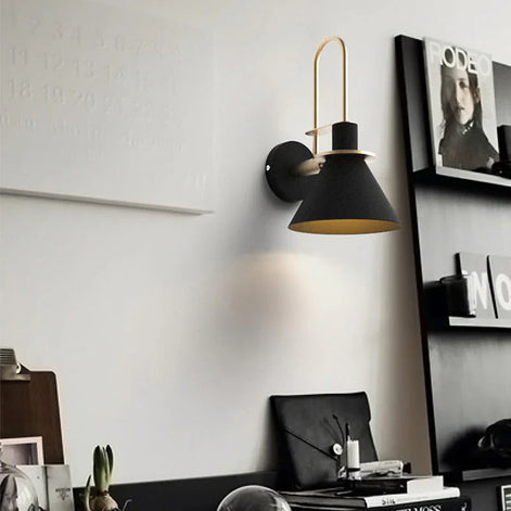 Minimalistische Wandleuchte für moderne Wohnräume