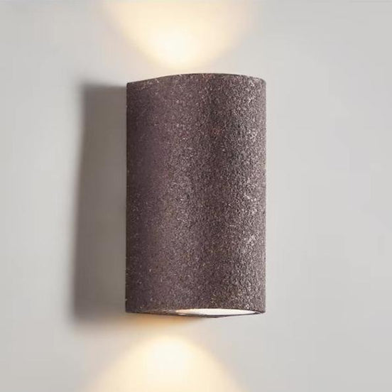 Moderne Wandleuchte mit LED-Technologie für Innenräume