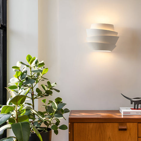 Moderne skandinavische Wandlampe Nordvex mit Doppelstrahler