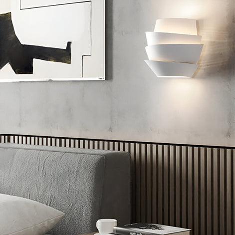 Moderne skandinavische Wandlampe Nordvex mit Doppelstrahler
