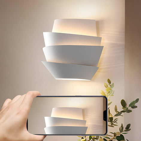 Moderne skandinavische Wandlampe Nordvex mit Doppelstrahler