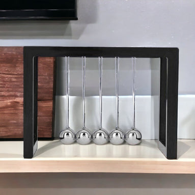 Newton Pendel Perpetuum – Faszinierendes Wissenschaftsobjekt für Ihr Zuhause 1