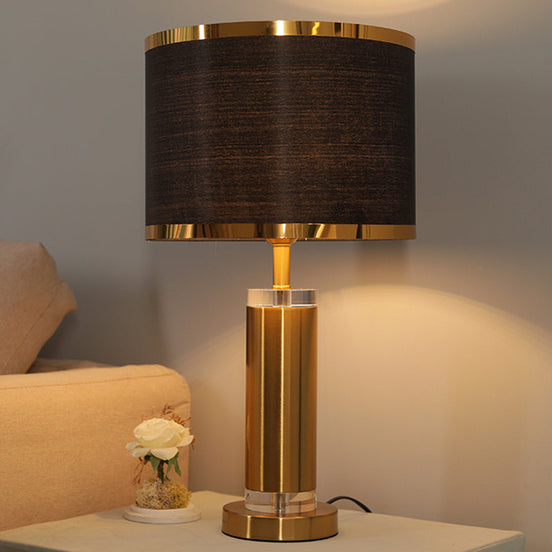 Noctiva Nachttischlampe – Zeitlose Eleganz für ruhige Abende