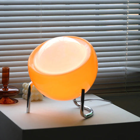 Ovessa Tischleuchte mit Glasgehäuse