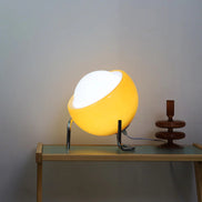 Ovessa Tischleuchte mit Glasgehäuse