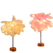 Plumina LED-Tischleuchte – Sanftes Licht Mit Stilvollem Federdesign