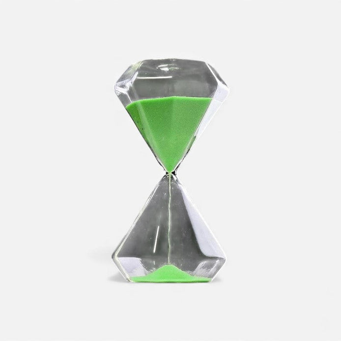 Kreative Sanduhr mit diamantinspiriertem Design für die Tischdekoration