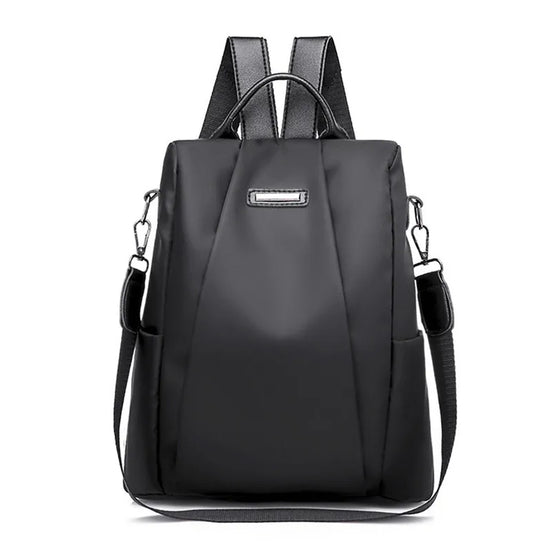 Damenrucksack mit Reißverschluss im schlichten Design
