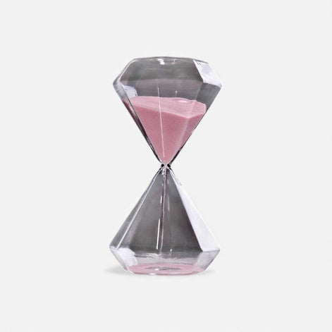 Kreative Sanduhr mit diamantinspiriertem Design für die Tischdekoration
