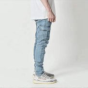 Herren Cargo Jeans mit Seitentaschen und Slim Fit – Denimvaro