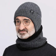 Strickmütze mit Ohrenklappen und Schal Calvessa