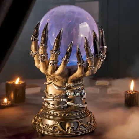 Mystische Tischleuchte mit dekorativem Kristallkugel-Design