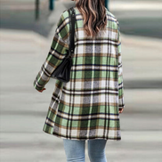 Damen Jacke mit Umlegekragen und Knopfleiste – Veloura