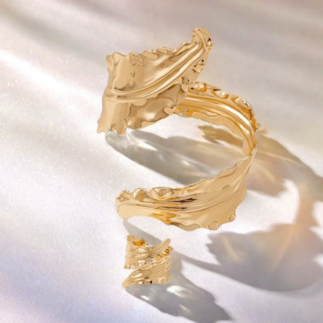 Lunéa Schmuckset mit Offenem Armreif und Verstellbarem Ring