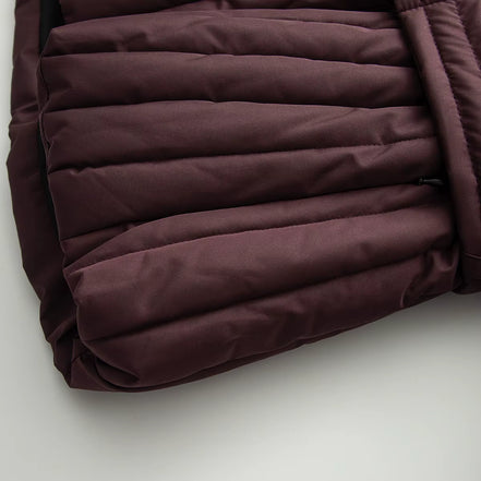 Damen Winterjacke mit Kapuze, Gürtel und wattierter Füllung – Virelta