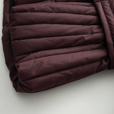 Damen Winterjacke mit Kapuze, Gürtel und wattierter Füllung – Virelta