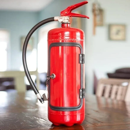 Flaschenhalter im Feuerlöscher-Design