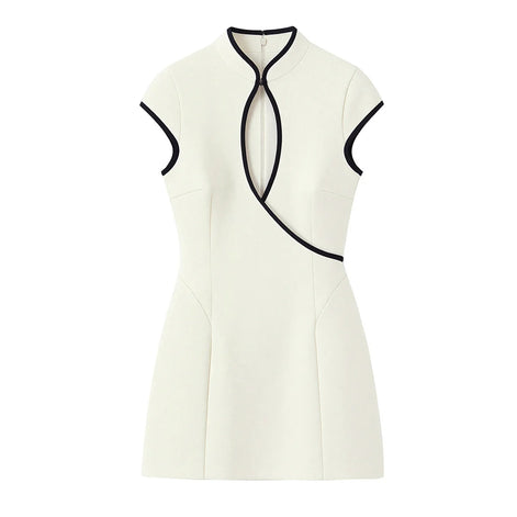 Élodine Damen Minikleid mit Kontrastdetails und Cut-out Design