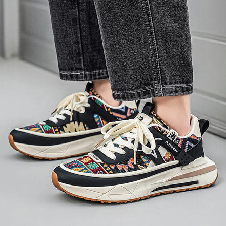 Neravio Sneaker mit Schnürung und profilierter Gummisohle