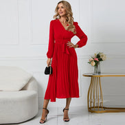 Selmoria Midi Kleid mit V-Ausschnitt und Bindegürtel