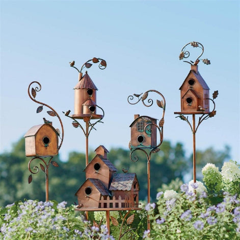 Dekoratives Vogelhaus für Garten und Außenbereiche