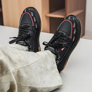 Herren Plateau Sneakers mit Schnürung und Sternenmuster – Starvello