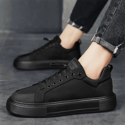 Varento Sneaker mit Schnürung und profilierter Gummisohle – Freizeitschuh mit Textiloberfläch