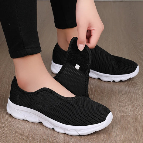 Velmira Damen Sneakers mit Klettverschluss – leichte Mesh Freizeitschuhe