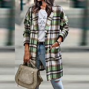 Damen Jacke mit Umlegekragen und Knopfleiste – Veloura