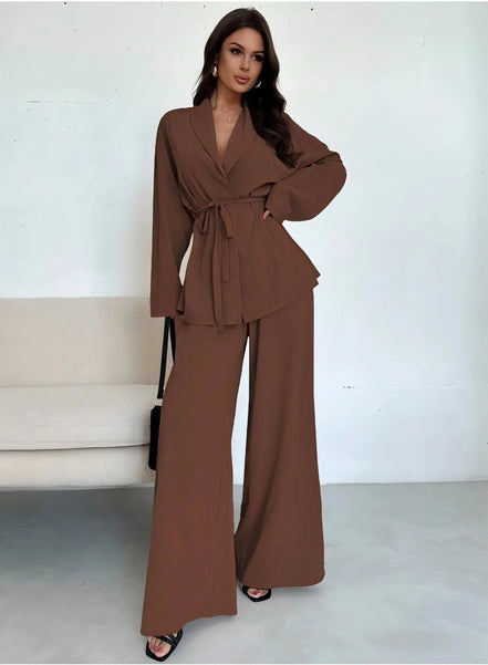  Valerisse Zweiteiler mit V-Ausschnitt und weiter Hose