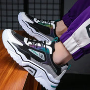 Corvex Herren-Sneaker mit Schnürung und flachem Design