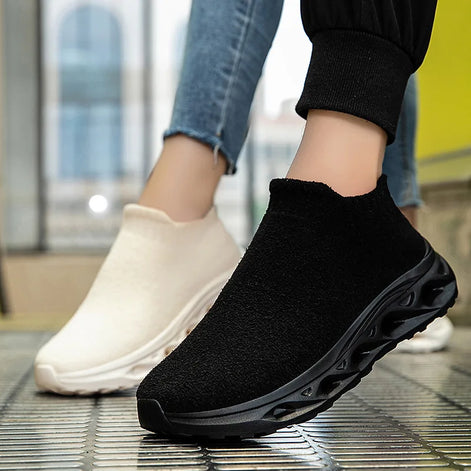 Velcano Unisex Slip-On Sportschuhe mit Mesh-Oberfläche