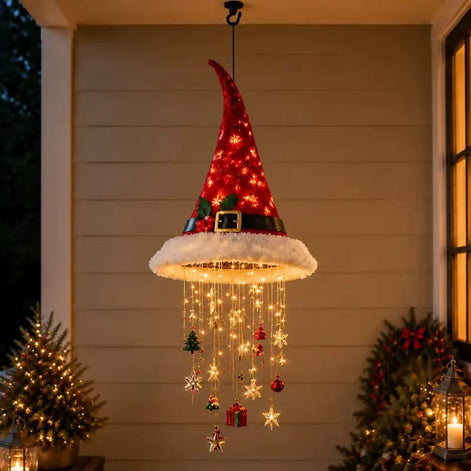 Hängende Weihnachtsdekoration mit LED-Licht und Nikolausmütze – Luminella