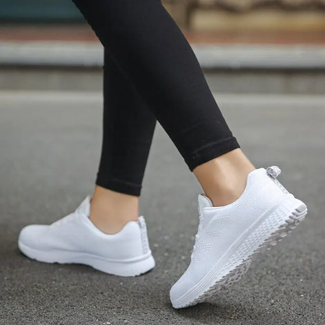 Alvera Damen Laufschuhe mit Mesh-Obermaterial und Schnürung