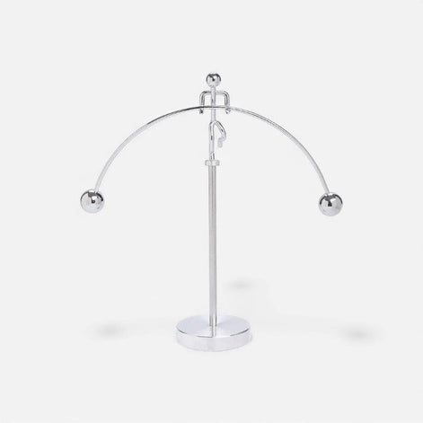 Dekorative Pendule mit Kugeldesign für den Innenbereich