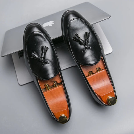 Marvello Herren Lackleder Loafer mit Quaste