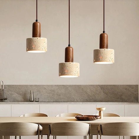 Stonevera Pendelleuchte mit warmen Farbtönen und elegantem Design