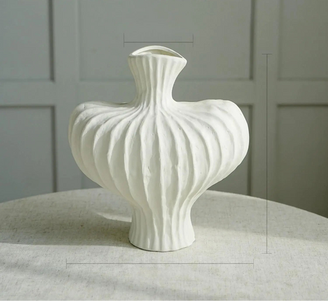 Vesora Tischvase aus Kunststoff – Moderne Dekovase für Innenräume