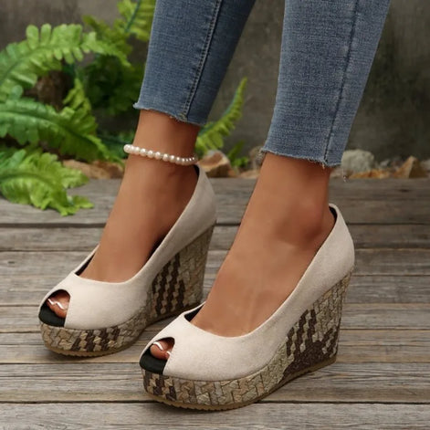 Velmira Damen Keilabsatz Sandalen mit Plateau