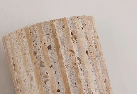 Suma Wandleuchte aus Stein – Japanisch inspiriertes Design
