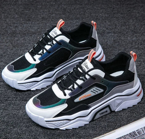 Corvex Herren-Sneaker mit Schnürung und flachem Design
