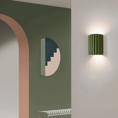 Armoza LED-Wandleuchte aus Harz