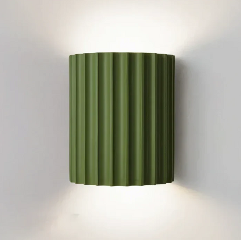 Armoza LED-Wandleuchte aus Harz