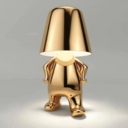 GULD – LED-Tischleuchte in gold- oder silberfarbenem Design