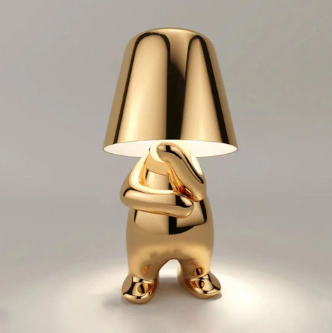 GULD – LED-Tischleuchte in gold- oder silberfarbenem Design