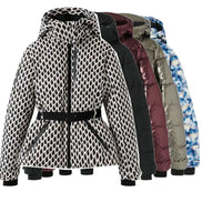 Damen Winterjacke mit Kapuze, Gürtel und wattierter Füllung – Cirella
