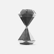Kreative Sanduhr mit diamantinspiriertem Design für die Tischdekoration