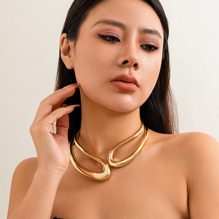 Noiréa Damen Halsreif mit Geometrischem Design