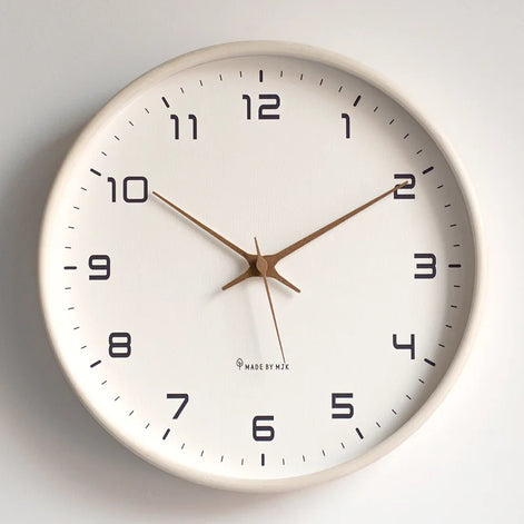 Nordello Holz-Wanduhr – Runde geräuscharme Quarzuhr (verschiedene Größen)